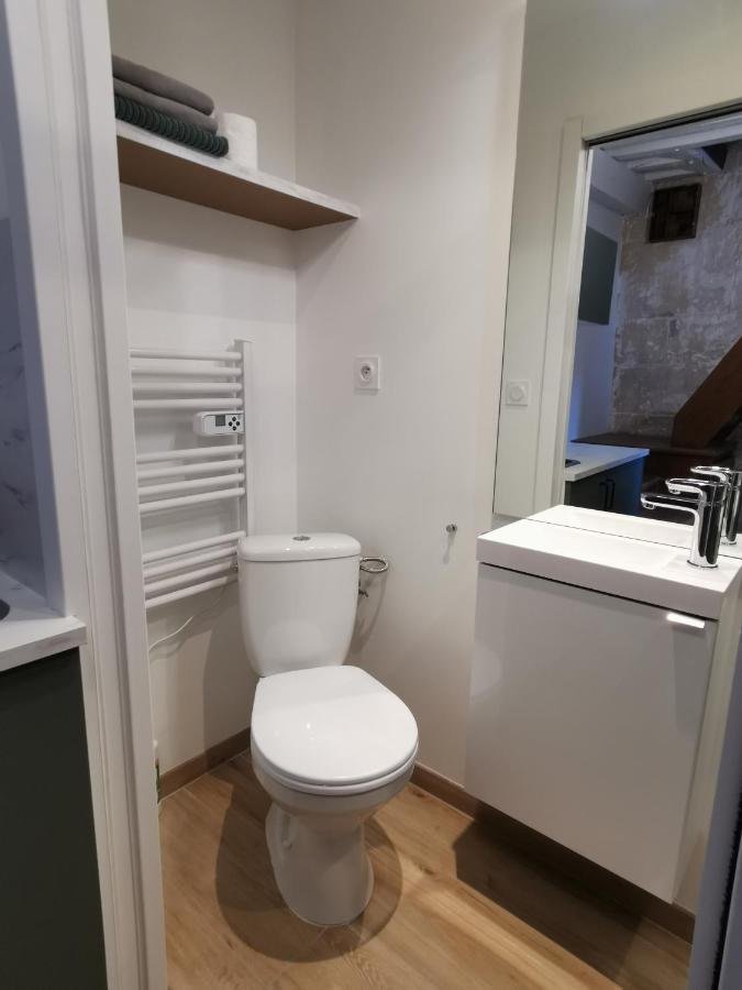 Studio En Duplex Dans Un Hotel Particulier Caen Exteriör bild
